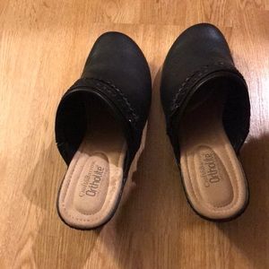 Croft and barrow clogs